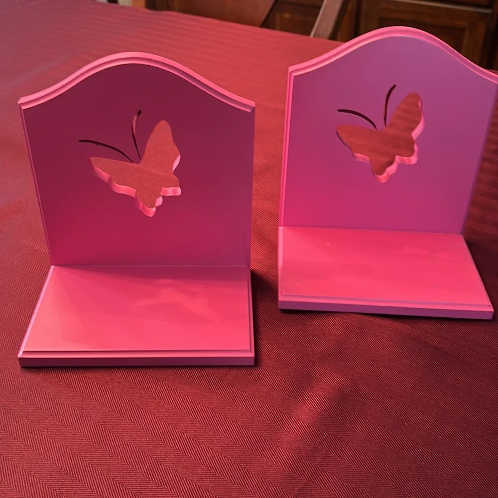 Pink Butterfly Wall Shelf’s set of two